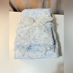 Cal King Sz Sheet Set Costco Flat Fitted & 2 King Cases Blue & White Microfiber